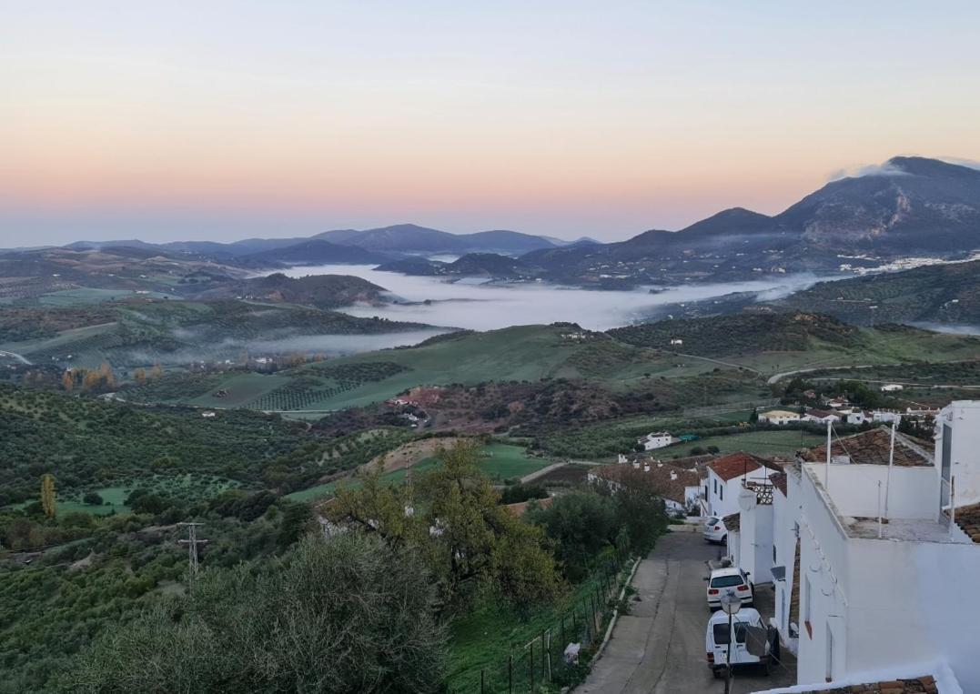 Entre Vistas Casa de hóspedes Zahara De La Sierra Exterior foto